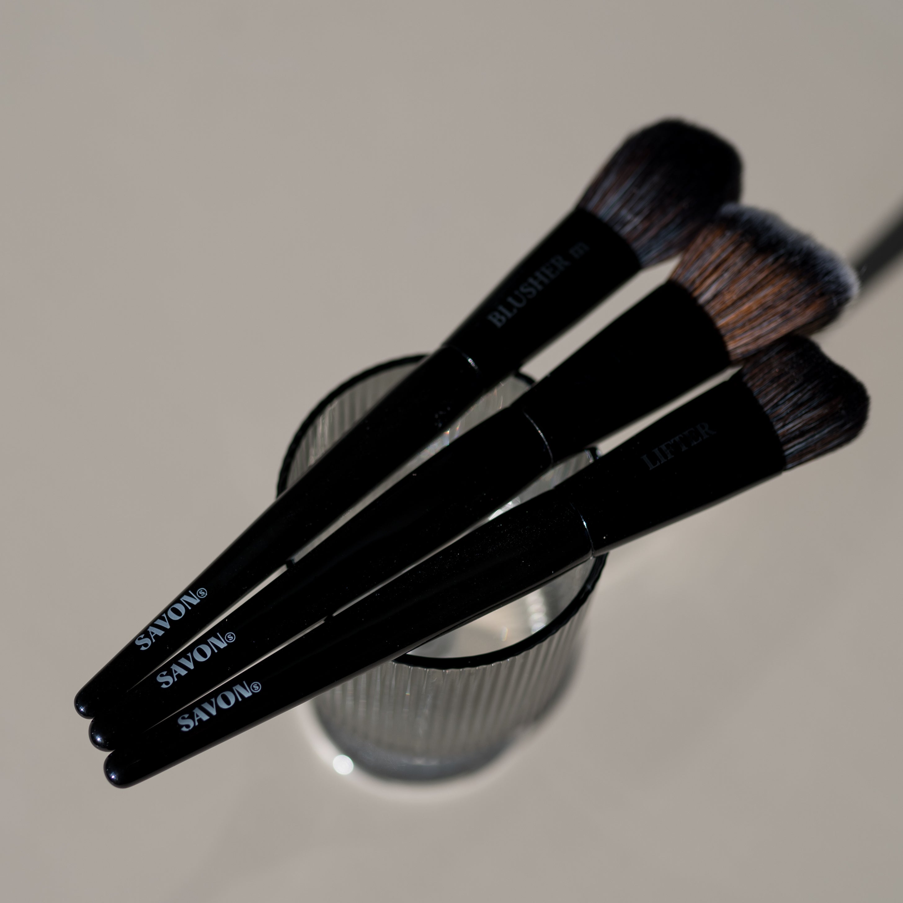 LIFTER poskiluuta muotoileva sivellin